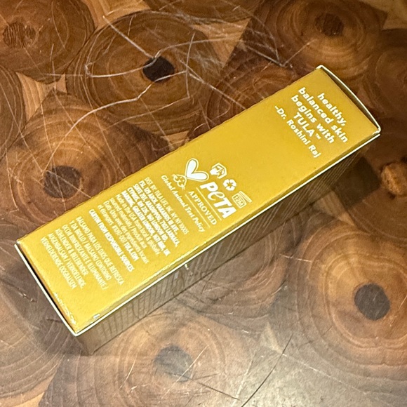 Tula Skincare Gold Glow + Get It Eye Balm - Picture 4 of 6